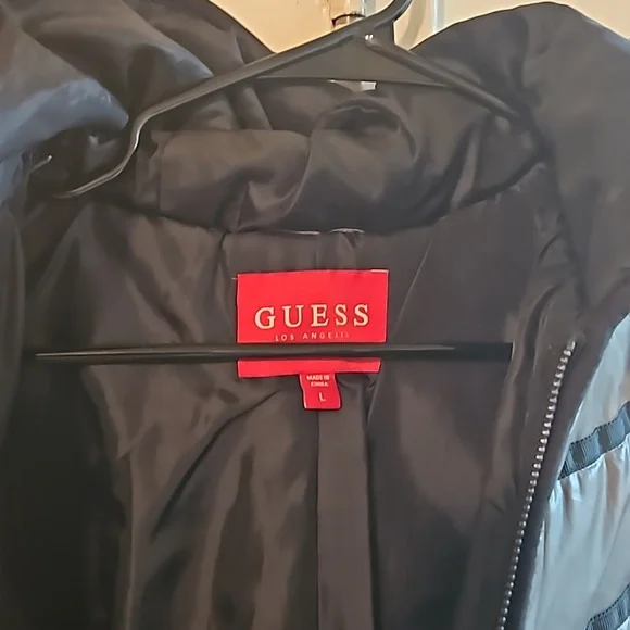 Guess bomber jacket - Picture 5 of 9